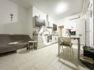 Trilocale in Affitto a Jesi, zona ZONA 6A, 600€, 57 m², arredato