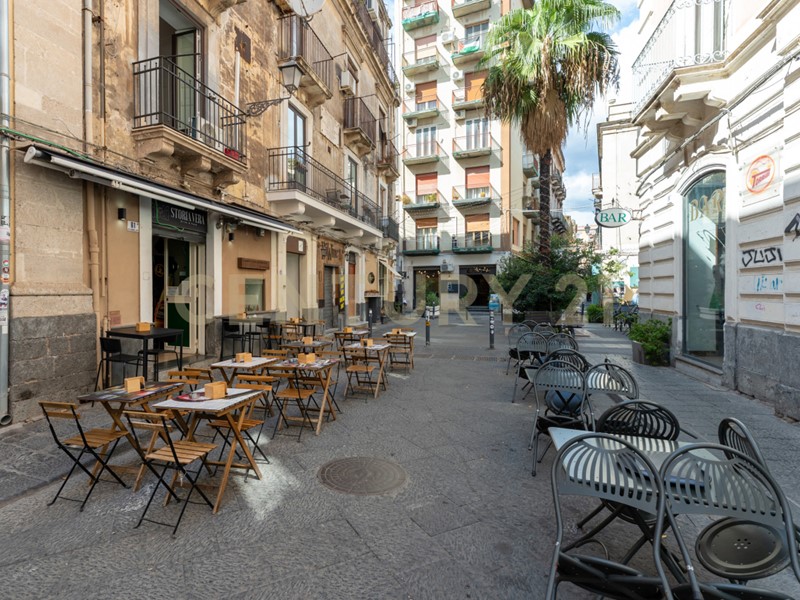 Attività commerciale in Vendita a Catania, 39'000&euro;, 33 m², arredato, con Box