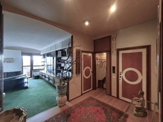 Appartamento in Affitto a Torino, zona Mirafiori, 1'500€, 150 m², arredato