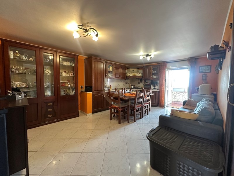 Attico in Vendita a Misterbianco, zona Centro, 129'000€, 110 m², con Box