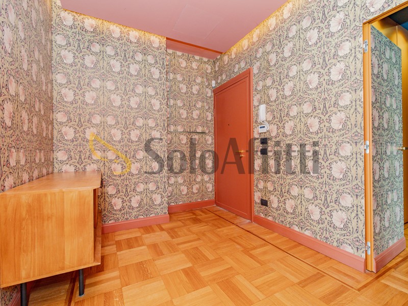 Appartamento in Affitto a Milano, zona Centro, 6'000€, 190 m²