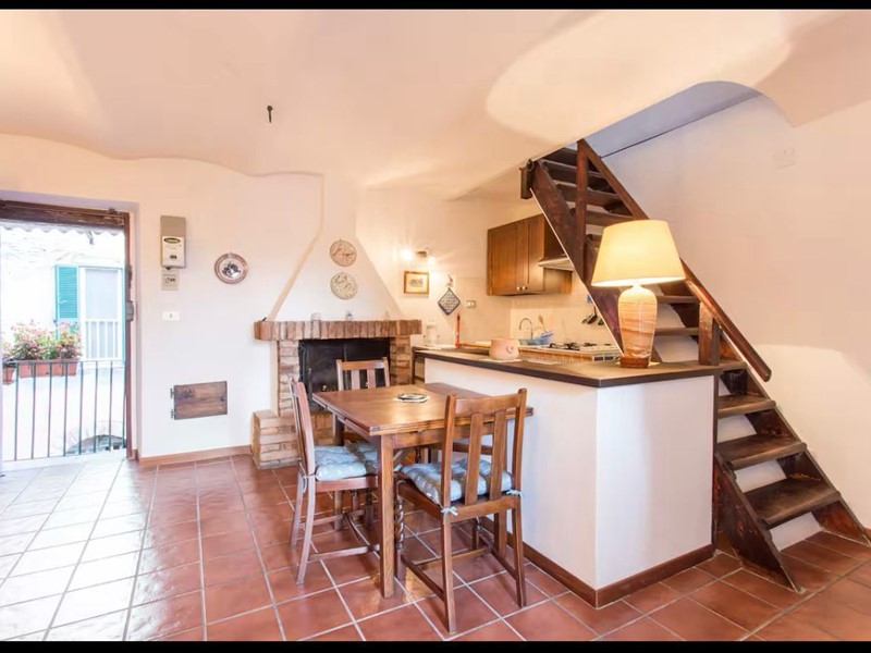 Bilocale in Vendita a Torrita Tiberina, 45'000&euro;, 53 m²