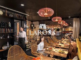 Attività commerciale in Affitto a Melendugno, 112 m²