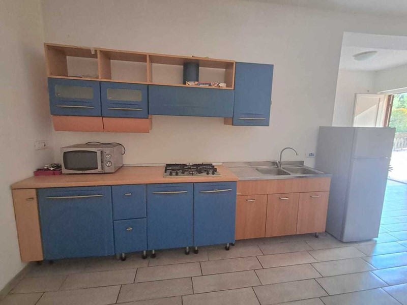 Trilocale in Affitto a Lerici, zona Guercio, 1'350€, 85 m², arredato