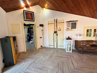 Trilocale in Vendita a Savona, zona Villapiana, 129'000€, 82 m², arredato