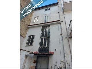 Trilocale in Vendita a Caivano, 33'000€, 102 m²