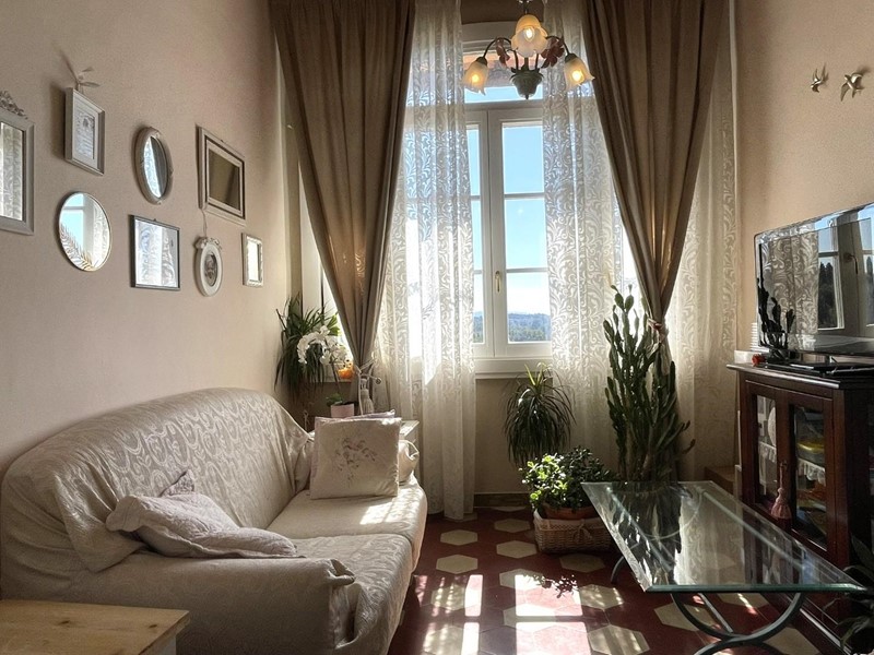 Appartamento in Vendita a San Miniato, 450'000€, 280 m²