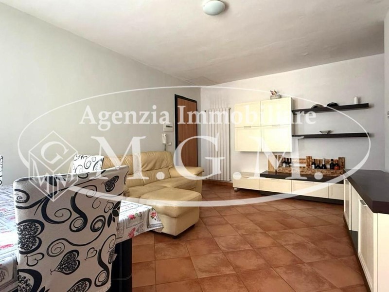 Trilocale in Vendita a Ponsacco, 99'000€, 75 m², arredato