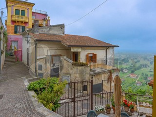 Casa Semi Indipendente in Vendita a Roccasecca, 65'000€, 90 m²