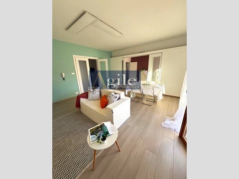 Appartamento in Vendita a Colli del Tronto, 178'000&euro;, 242 m²