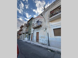 Casa Semi Indipendente in Vendita a Grammichele, 20'000€, 117 m²