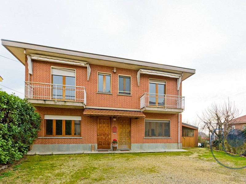 Casa Semi Indipendente in Vendita a Arignano, 115'000€, 128 m²