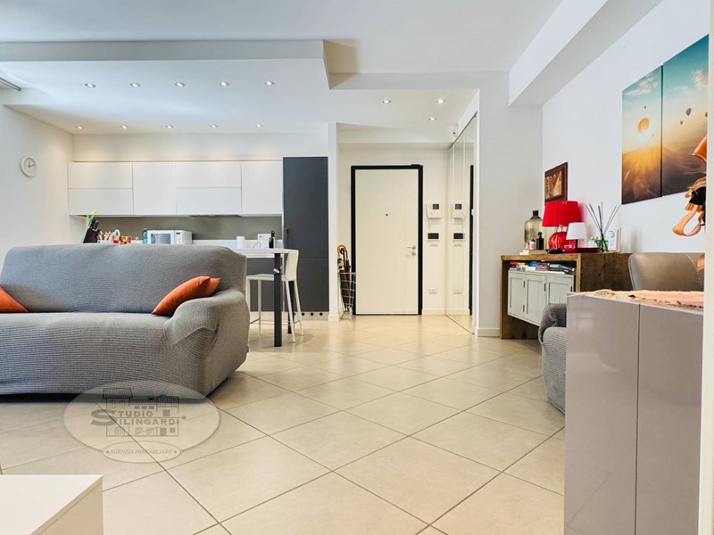 Trilocale in Vendita a Modena, 365'000€, 138 m²