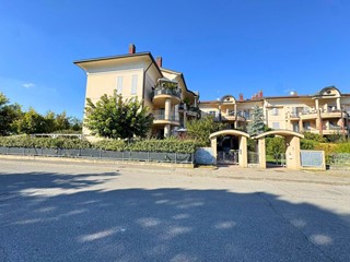 Quadrilocale in Vendita a Rottofreno, 215'000€, 125 m²