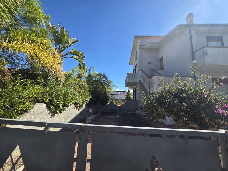 Trilocale in Vendita a Furnari, 110'000€, 85 m²