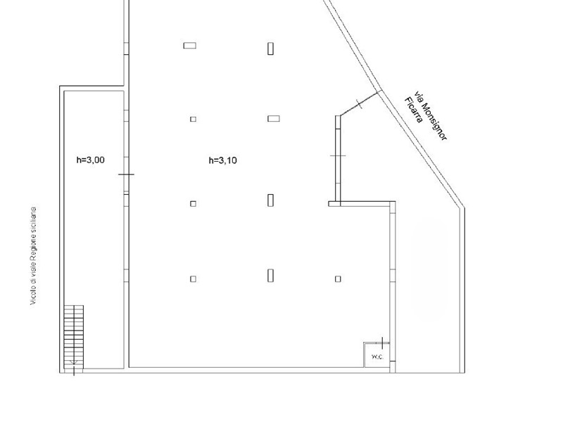 Magazzino in Vendita a Agrigento, 70'000€, 373 m²