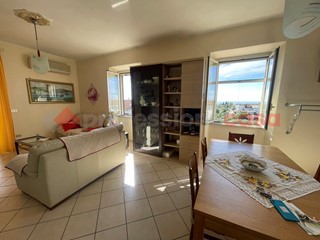 Bilocale in Affitto a Minturno, 450€, 70 m², arredato