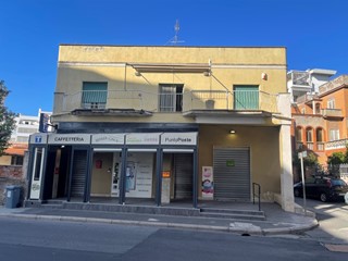 Trilocale in Vendita a Nettuno, 125'000€, 90 m²