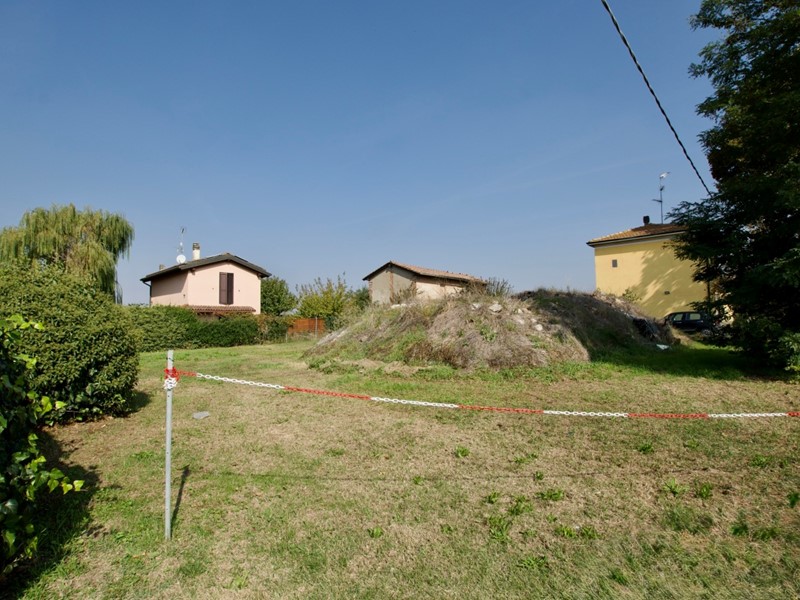 Terreno edificabile in Vendita a Baricella, zona San Gabriele, 39'000€, 300 m²