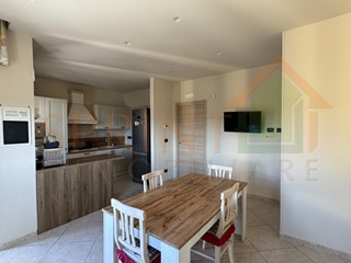 Quadrilocale in Vendita a Monopoli, 264'000€, 125 m²