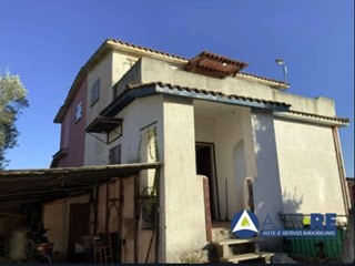Casale in Vendita a Aprilia, 46'975€, 62 m²