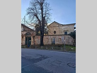 Casale in Vendita a Oglianico, 422'550€, 341 m²