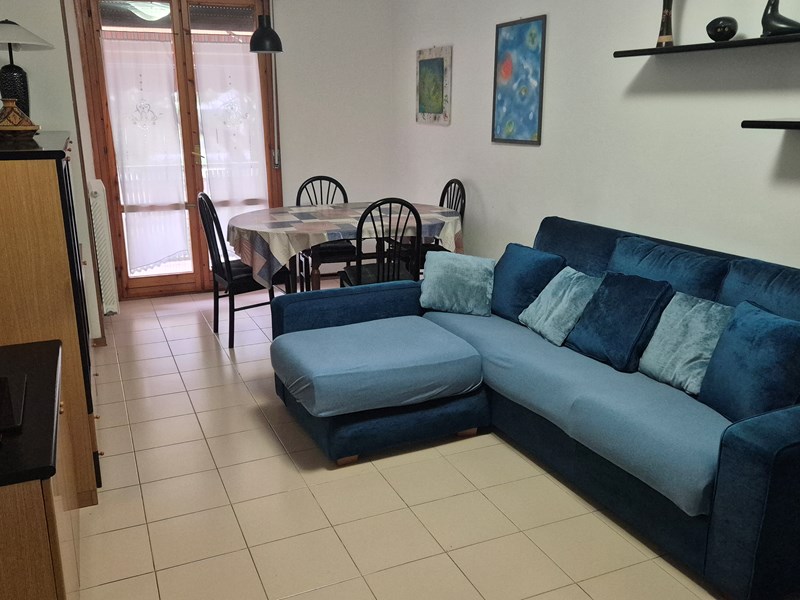 Trilocale in Affitto a Fano, zona STADIO, 950€, arredato