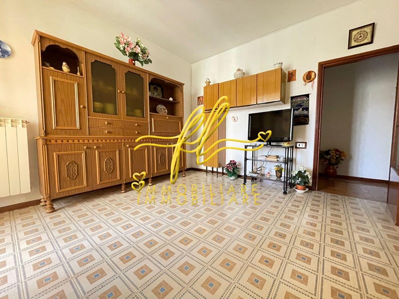 Quadrilocale in Vendita a Volterra, 105'000€, 125 m², con Box