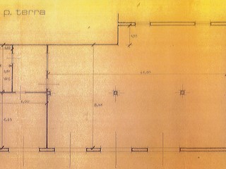 Magazzino in Vendita a Castelfranco di Sotto, 85'000€, 188 m²