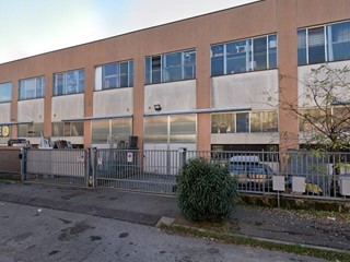 Laboratorio in Vendita a Pieve Emanuele, 159'750€, 319 m²