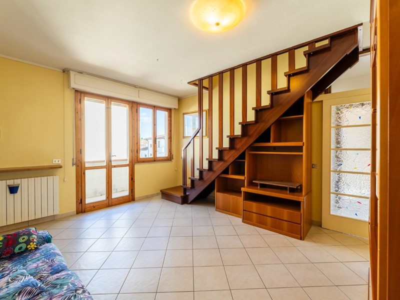 Quadrilocale in Vendita a Ponsacco, 145'000€, 97 m², arredato, con Box