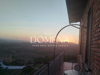 Appartamento in Vendita a Casole d'Elsa, 232'000€, 120 m², arredato, con Box