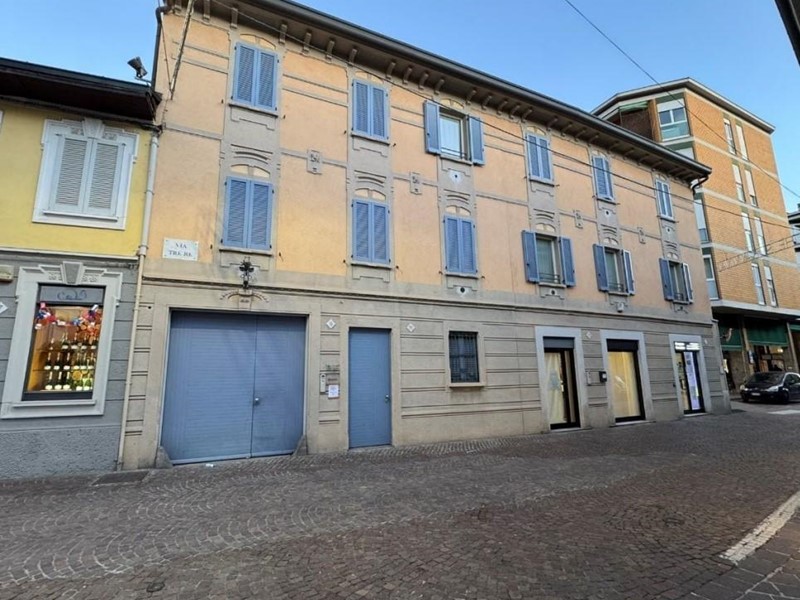 Magazzino in Vendita a Brugherio, 4'875€, 16 m²