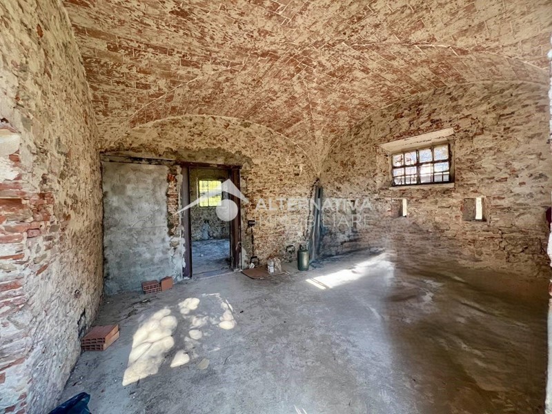 Casa Indipendente in Vendita a Calci, 340'000€, 140 m²