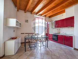 Bilocale in Vendita a Bergamo, 185'000€, 65 m²