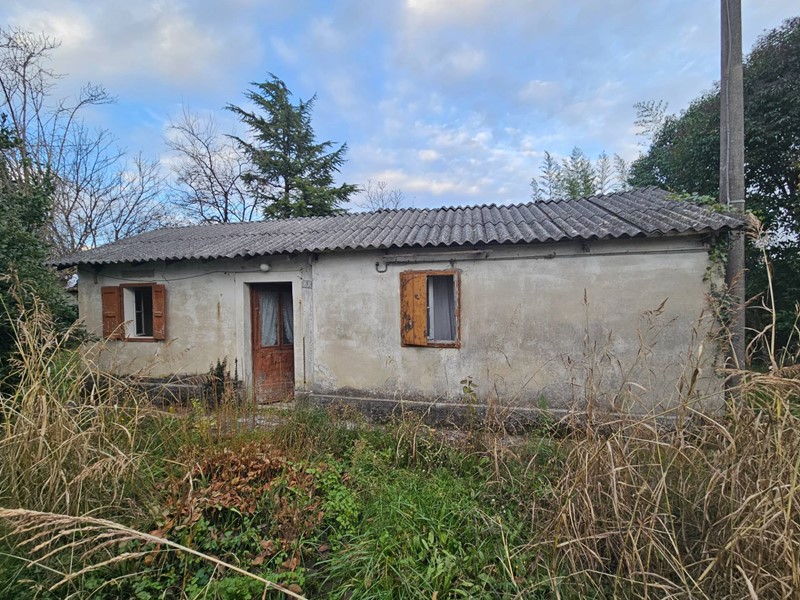 Rustico in Vendita a Staranzano, 38'000€, 50 m²