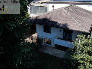 Casa Indipendente in Vendita a Schio, 355'000€, 280 m²