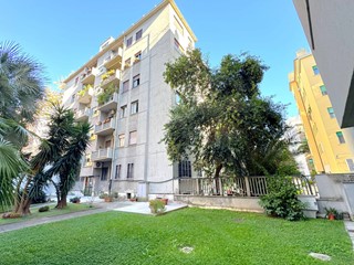 Quadrilocale in Vendita a Roma, 390'000&euro;, 118 m²