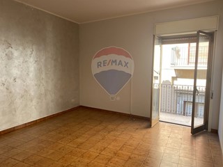 Appartamento in Vendita a Paternò, 65'000€, 176 m²