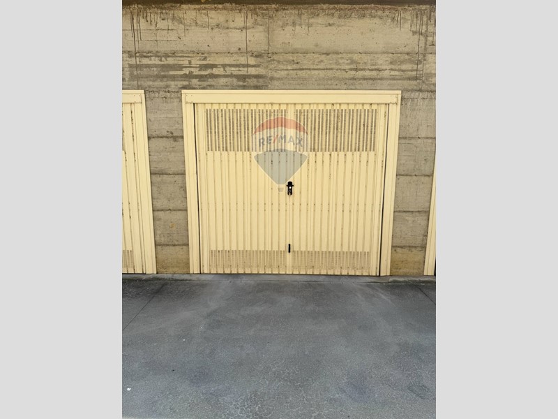 Box in Vendita a Cura Carpignano, 19'000€, 25 m²