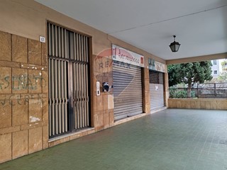 Quadrilocale in Vendita a Gravina di Catania, 98'000€, 125 m²