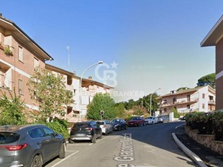 Appartamento in Vendita a Capranica, 79'000€, 104 m²