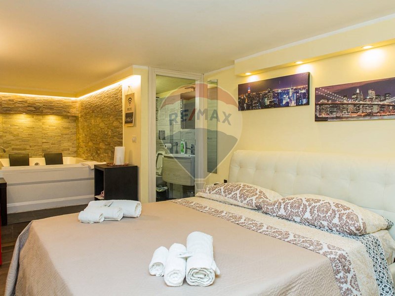 Quadrilocale in Vendita a Catania, 99'000&euro;, 85 m²