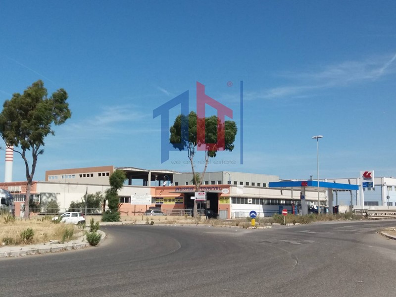 Immobile commerciale in Affitto a Civitavecchia, 10'000€, 1000 m²