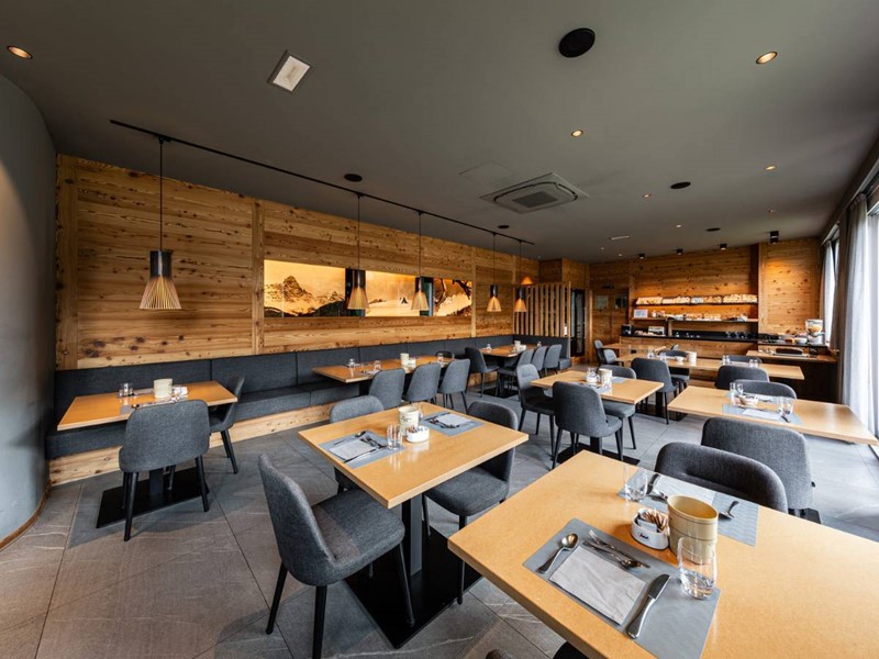 Attività commerciale in Vendita a Firenze, 150'000€, 130 m²