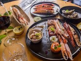 Attività commerciale in Vendita a Genova, 60'000€, 280 m²