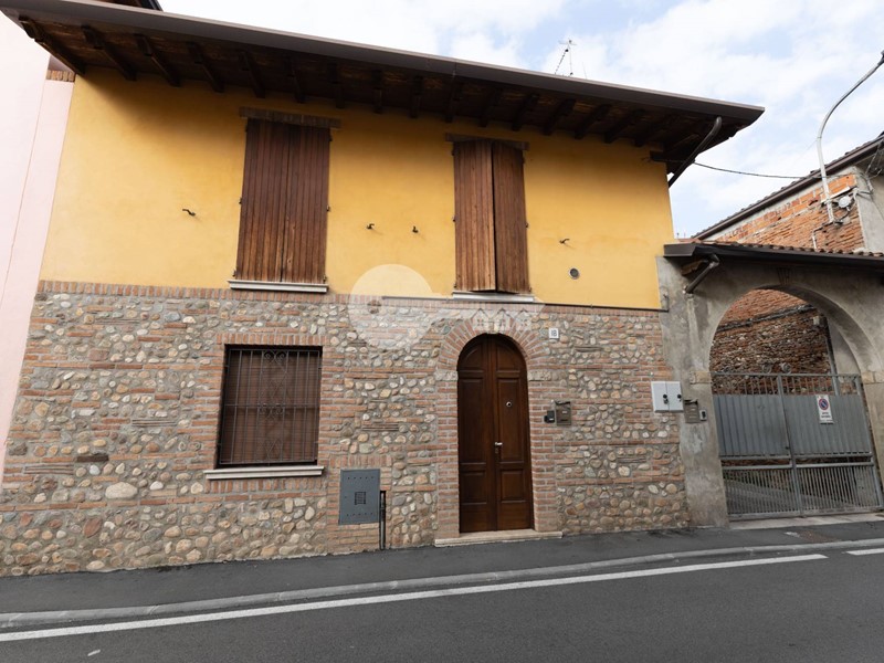 Bilocale in Vendita a Ghedi, 135'000€, 75 m²