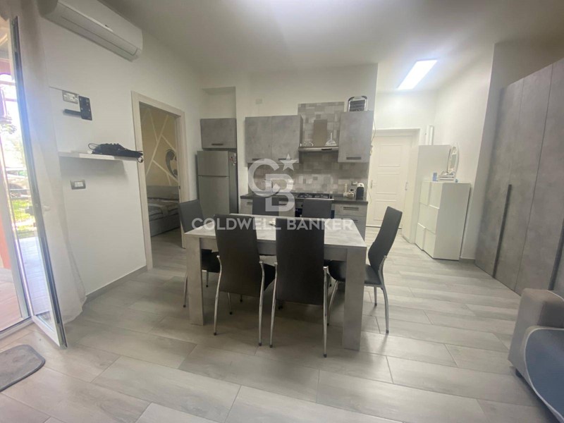 Bilocale in Vendita a Giardini Naxos, 82'000€, 48 m²