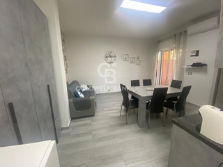 Bilocale in Vendita a Giardini Naxos, 82'000€, 48 m²