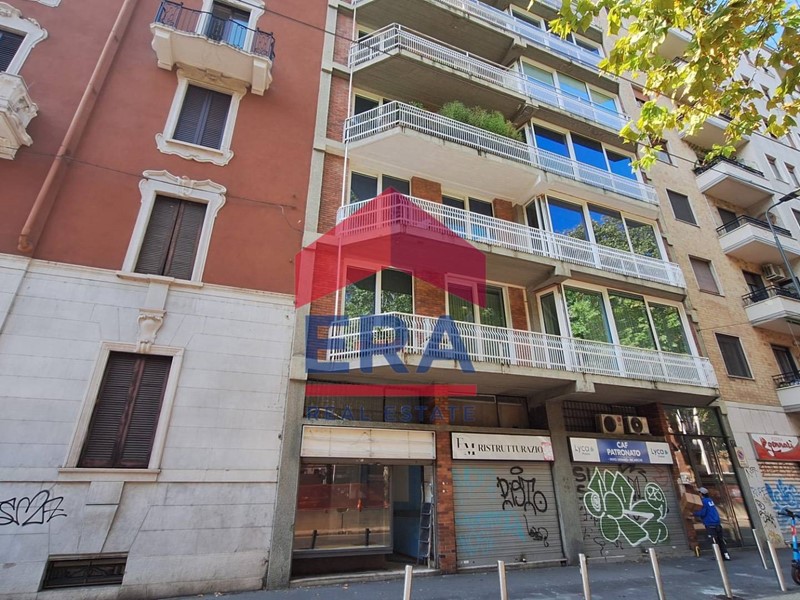 Immobile commerciale in Affitto a Milano, 1'200€, 66 m²